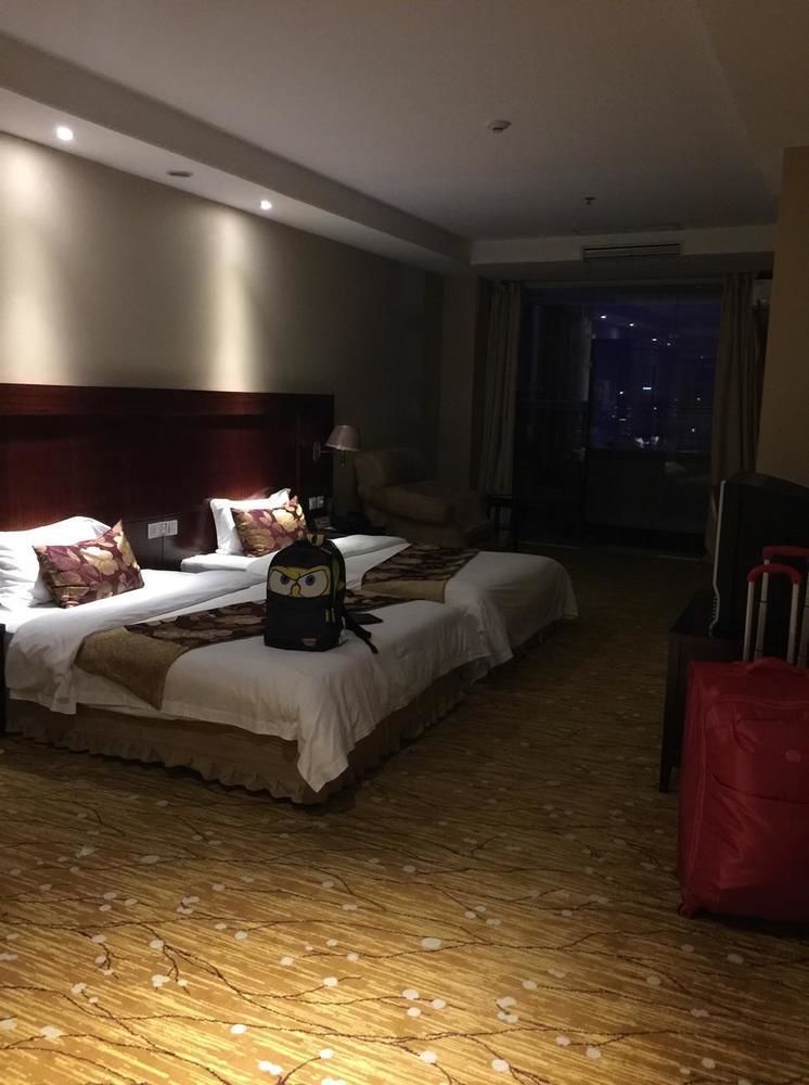 Enjoying International Hotel 昆明 外观 照片